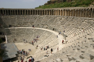 Antalya - amfiteatr v Aspendos